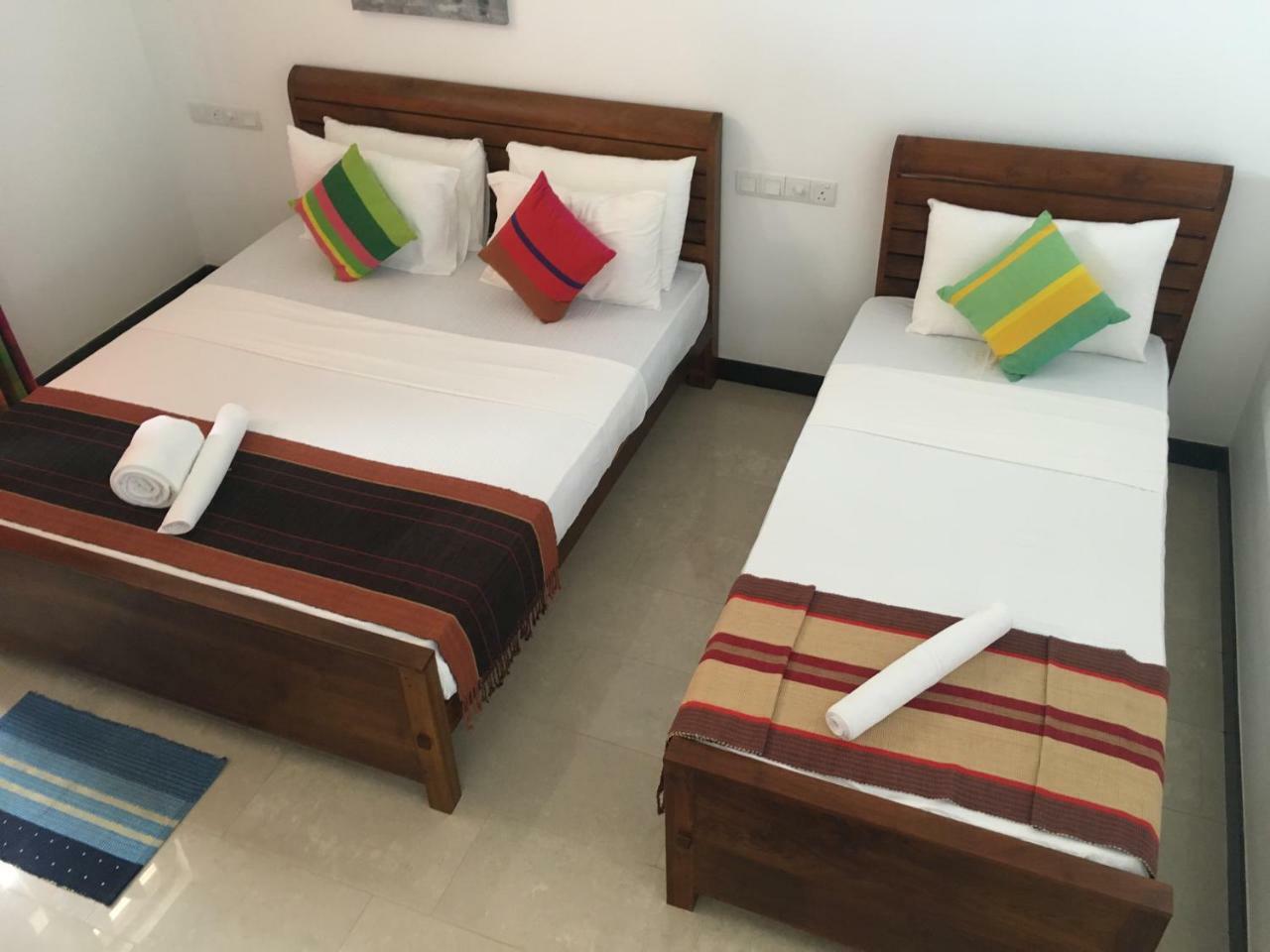 Pick & Go White House Bed & Breakfast Negombo Luaran gambar